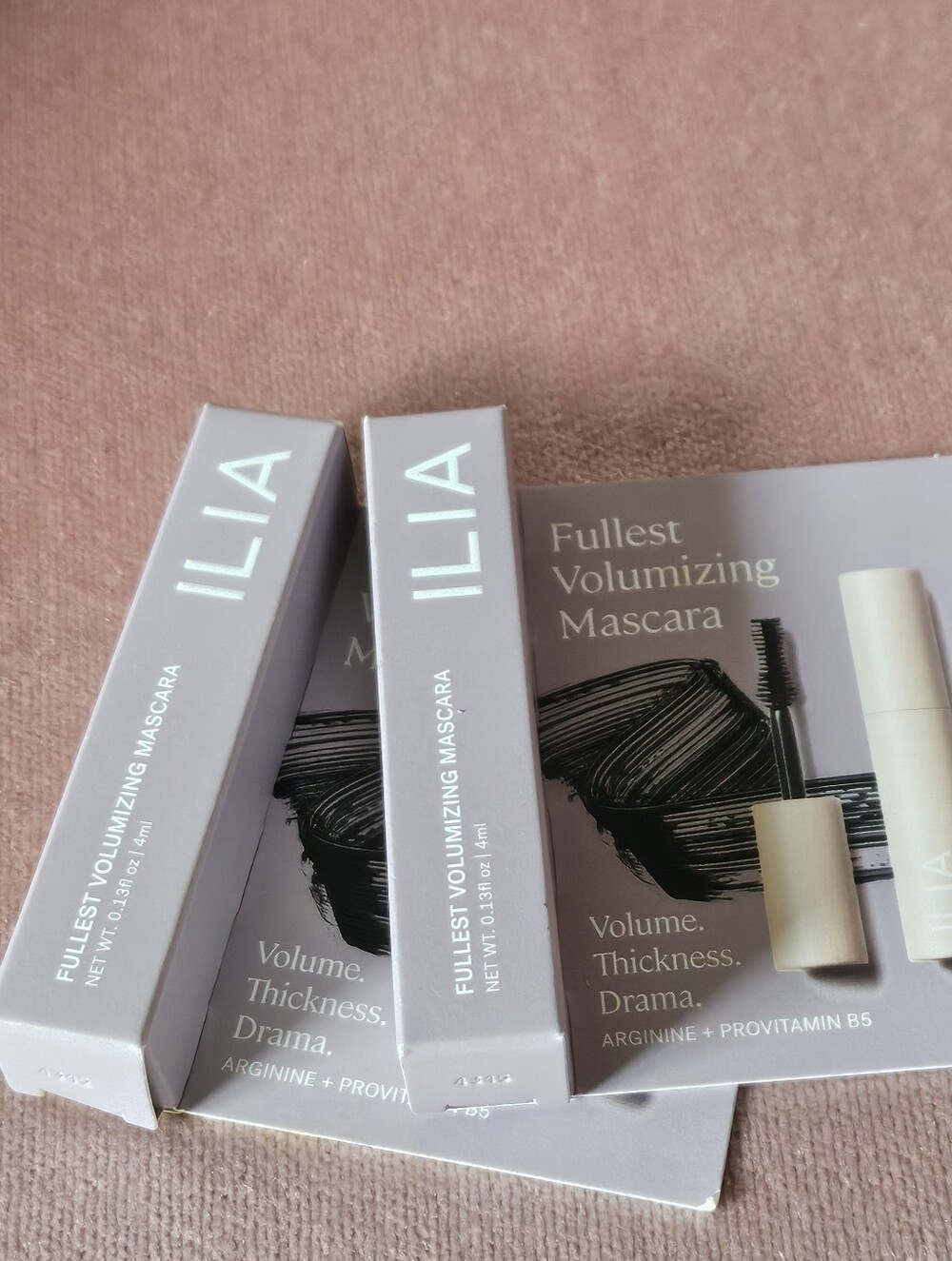 Ilia Fullest Volumizing Mini Mascara Black 4ml New In Box Never Used Authentic